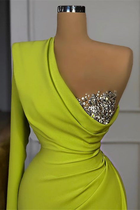 Robe de bal sirène asymétrique à sequins et manches longues