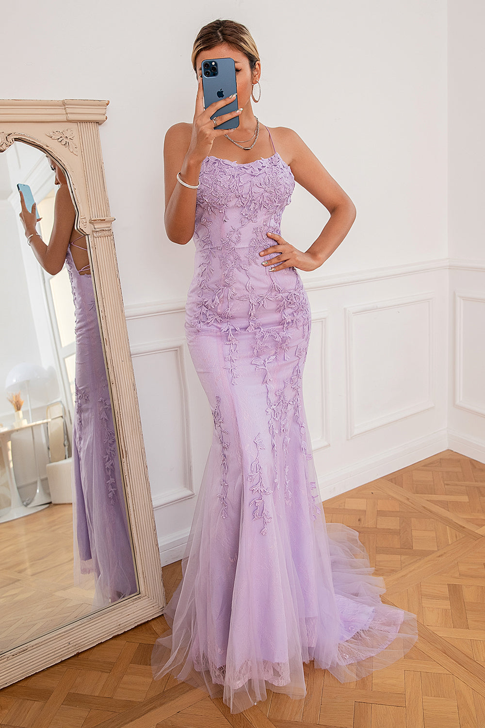 Robe de bal longue sirène violet clair avec appliques