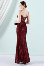 Robe de bal fourreau argentée à sequins avec fente