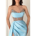 Vestido formal de noche de graduación sin mangas con escote corazón, satén plisado y corte tubo/columna