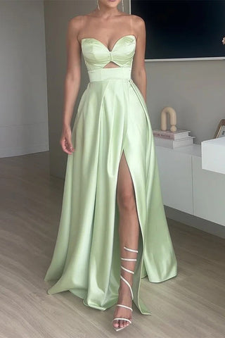 Vestidos de noche sexys de color liso con abertura irregular y sin tirantes 