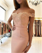Off-the-Shoulder Mermaid Evening Dress With Lace Appliques