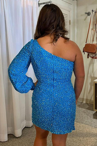 Robe de bal moulante à sequins asymétrique
