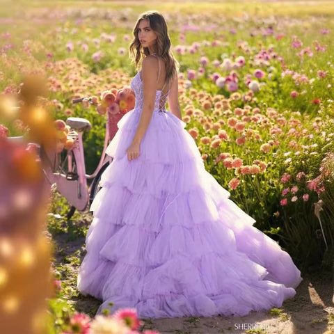 High-end ladies purple ball gown, light luxury sling cake skirt lace decoration photography evening dress