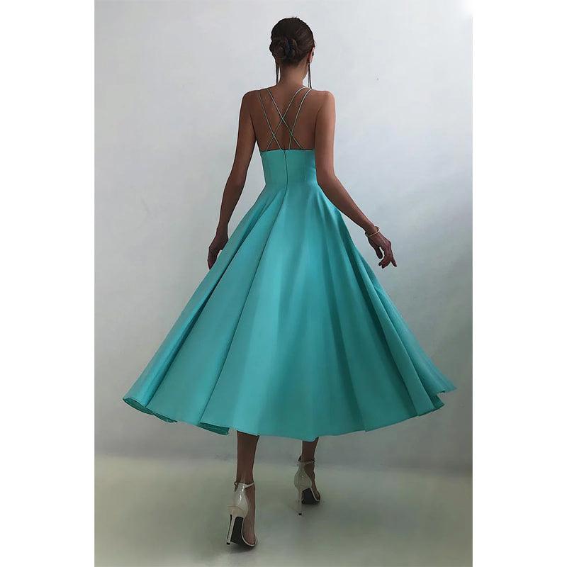 Robe de soirée simple à bretelles spaghetti et col en V 