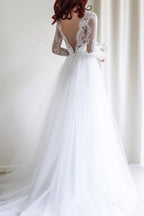 Robe de mariée élégante en dentelle blanche, coupe trapèze, manches longues, référence WD112