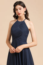 Elegantes vestidos de dama de honor de gasa con encaje, corte en A, sin mangas, escote en V y volantes. 