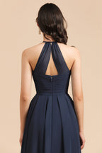 Elegantes vestidos de dama de honor de gasa con encaje, corte en A, sin mangas, escote en V y volantes. 