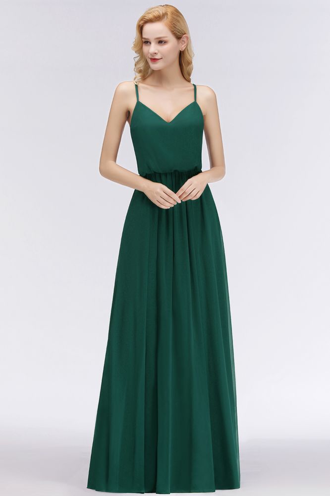 Robe de demoiselle d'honneur élégante en mousseline de soie à fines bretelles et décolleté en V, coupe trapèze, style maxi.