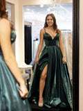 Robe de bal de fin d'année longue élégante, coupe trapèze, col en V et fente haute.