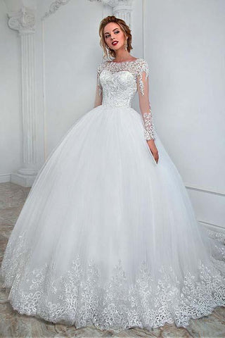 Elegante vestido de novia de corte princesa con escote barco y apliques de encaje WD193