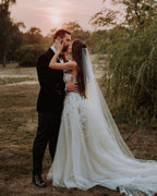 Elegantes vestidos de novia bohemios de corte A sin mangas con encaje 