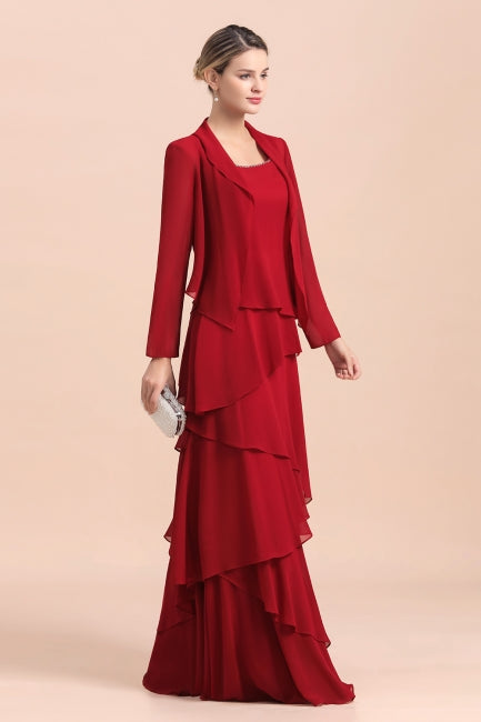 Elegante vestido de gasa burdeos para la madre de la novia con volantes y chaqueta.