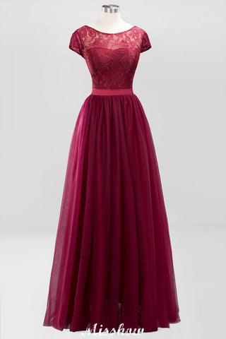 Vestido de noche elegante de corte evasé con mangas casquillo, estampado floral y apliques de tul para damas de honor