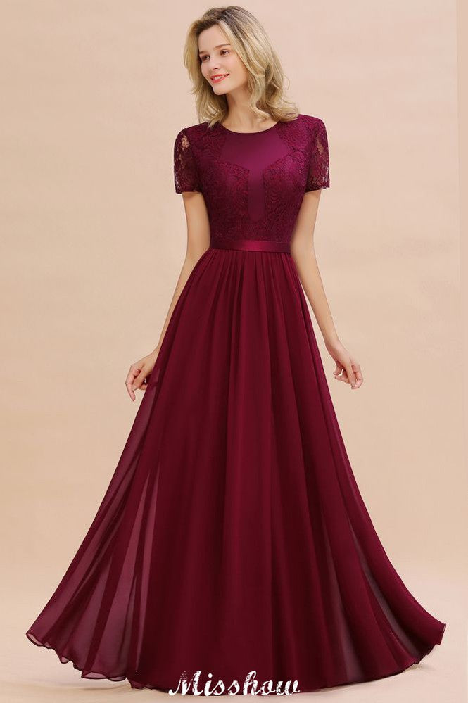 Elegante vestido de dama de honor de gasa, encaje, joyas, mangas cortas y corte en A hasta el suelo