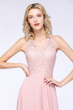 Elegante vestido de dama de honor de corte A con apliques florales, color rosa empolvado, de gasa, largo hasta el suelo.