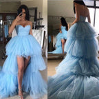 Robes de bal élégantes en tulle à décolleté cœur asymétrique et bustier cœur