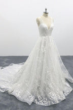 Robe de mariée élégante longue trapèze, col en V, appliques en dentelle et tulle dos nu