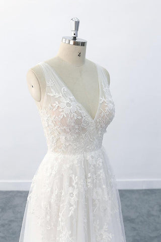 Elegante vestido de novia largo de corte A con escote en V, apliques, tul y espalda descubierta