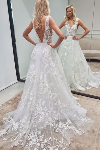 Elegante vestido de novia largo de corte A, escote en V, espalda descubierta, tul y encaje