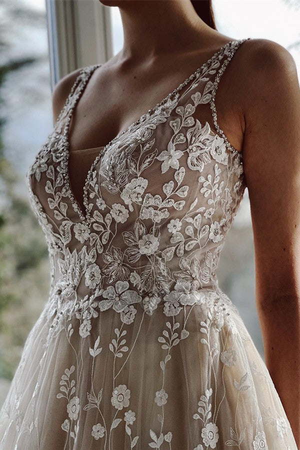 Robes de mariée élégantes longues en tulle et dentelle, coupe trapèze, col en V et dos nu