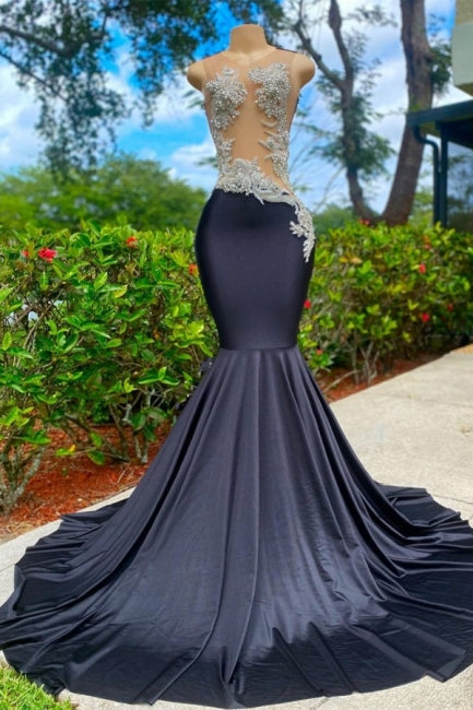 Elegante vestido largo de sirena negro con encaje y apliques estilo joya para baile de graduación