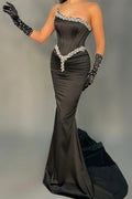 Élégantes robes de soirée sirène noires longues sans manches à sequins