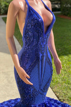 Elegantes vestidos largos de sirena con escote halter, espalda descubierta, de satén y encaje