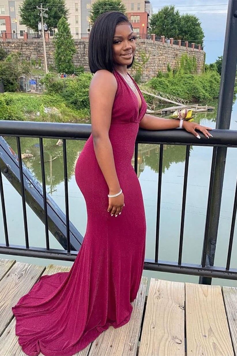 Elegante vestido largo de sirena sin mangas con escote halter y cuello en V para baile de graduación