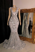 Elegante vestido de fiesta largo de sirena sin mangas con escote en V y apliques