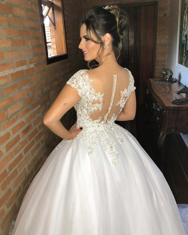 Vestidos de novia largos y elegantes de princesa con apliques de encaje y escote en V