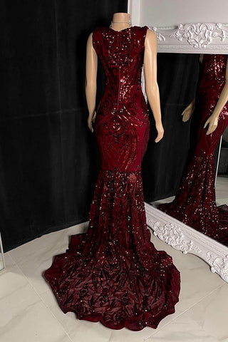 Elegante vestido largo rojo de sirena sin mangas para baile de graduación con encaje