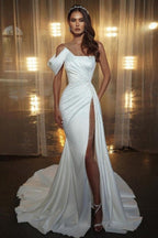 Élégante robe de mariée sirène longue blanche asymétrique sans manches avec paillettes