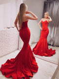 Elegantes vestidos largos de fiesta de sirena sin tirantes de satén, vestidos de noche formales rojos