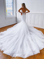 Élégantes robes de mariée longues blanches en dentelle, col en V et dos nu, style sirène
