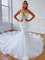 Élégantes robes de mariée longues blanches en dentelle, col en V et dos nu, style sirène
