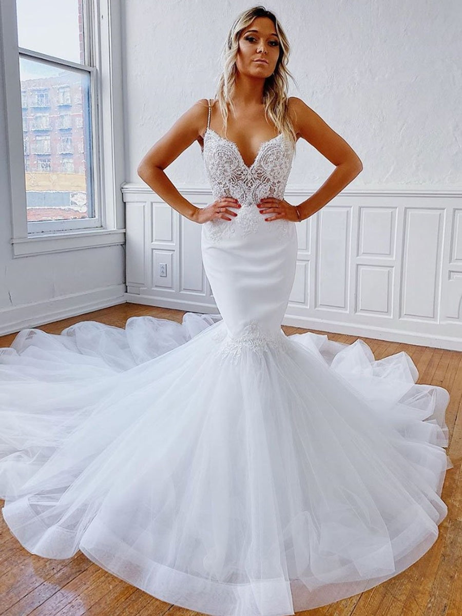 Élégantes robes de mariée longues blanches en dentelle, col en V et dos nu, style sirène