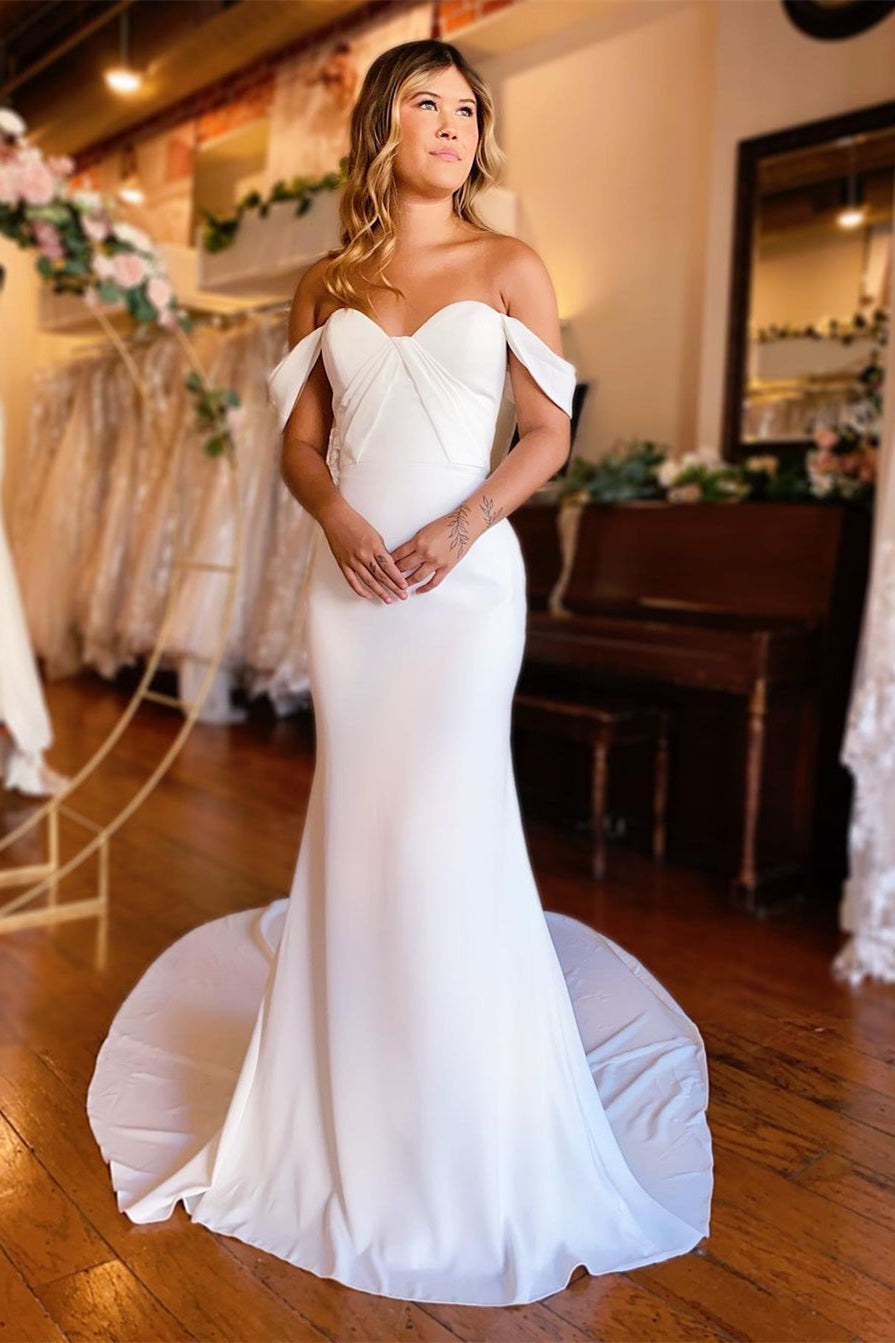 Elegante vestido de novia de sirena de satén con hombros descubiertos, espalda descubierta y cola