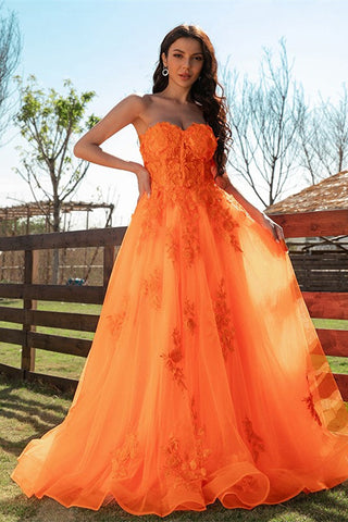 Robe de soirée longue orange élégante à décolleté cœur et dentelle