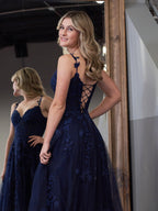 Vestido de graduación de corte A, corte corazón, encaje y tul con abertura