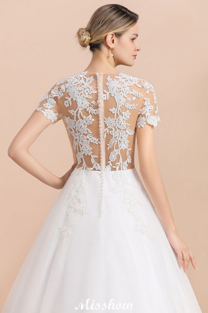 Elegante vestido de novia de manga corta con apliques de encaje blanco