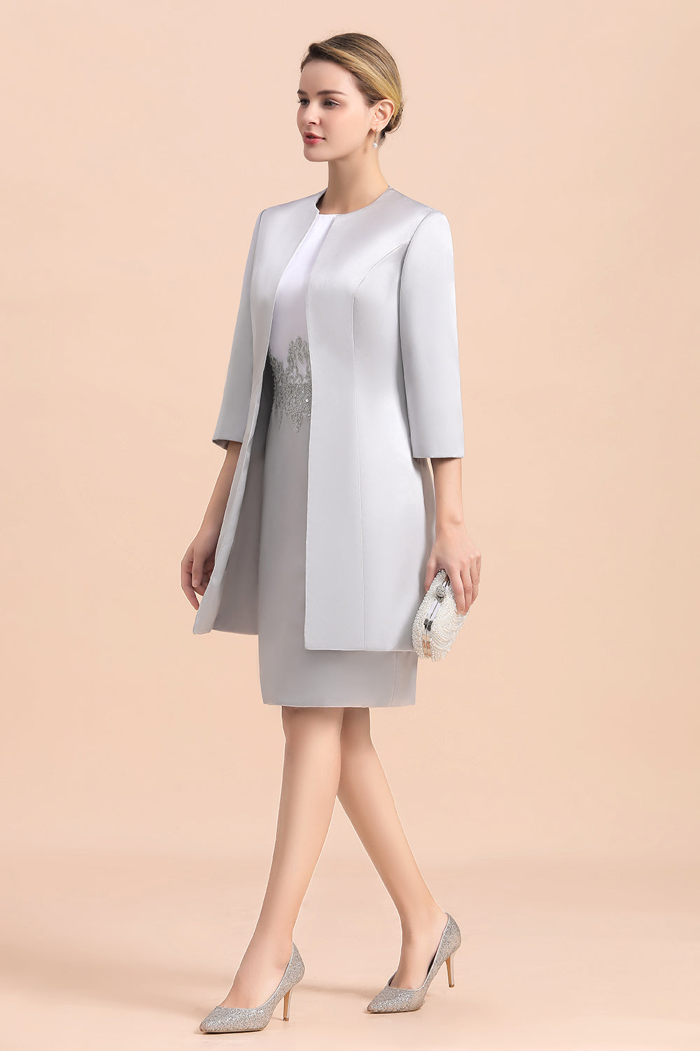 Elegante vestido corto plateado para la madre de la novia, vestido de fiesta nupcial hasta la rodilla