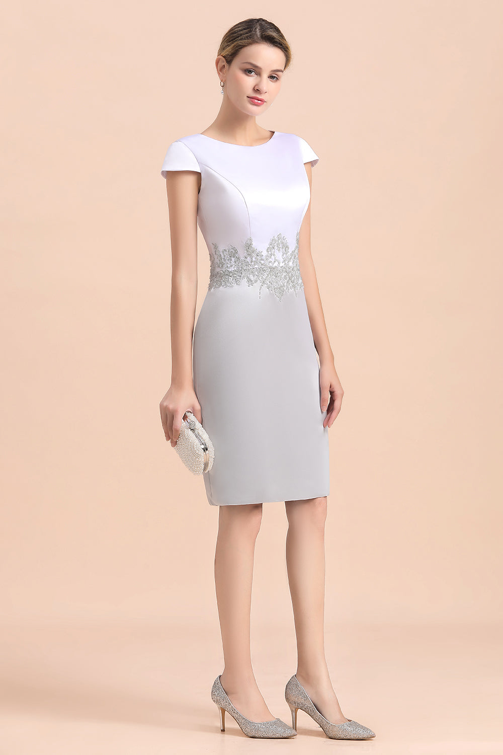 Elegante vestido corto plateado para la madre de la novia, vestido de fiesta nupcial hasta la rodilla