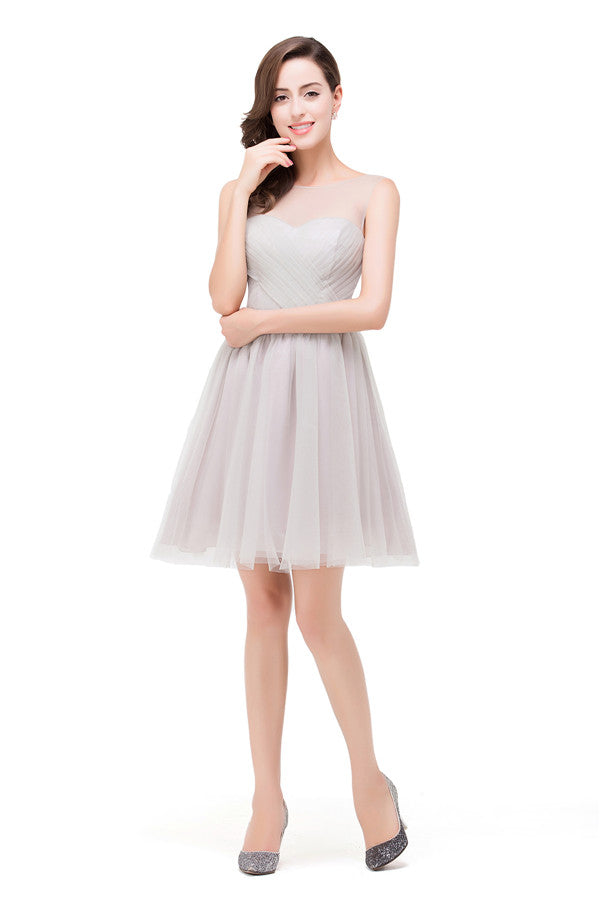 Vestidos de dama de honor cortos plateados elegantes de corte A y corte mini.