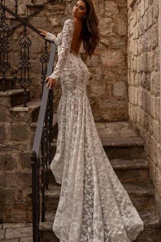 Vestidos de novia elegantes de encaje con escote corazón y manga larga estilo sirena