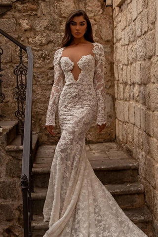 Vestidos de novia elegantes de encaje con escote corazón y manga larga estilo sirena