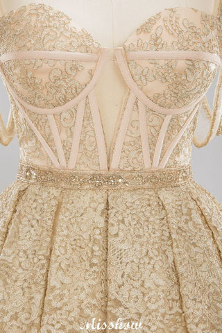 Elegante vestido de novia de tul y encaje, corte princesa, escote corazón y sin mangas