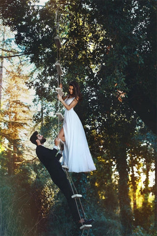 Elegant wedding dresses with lace chiffon floor-length