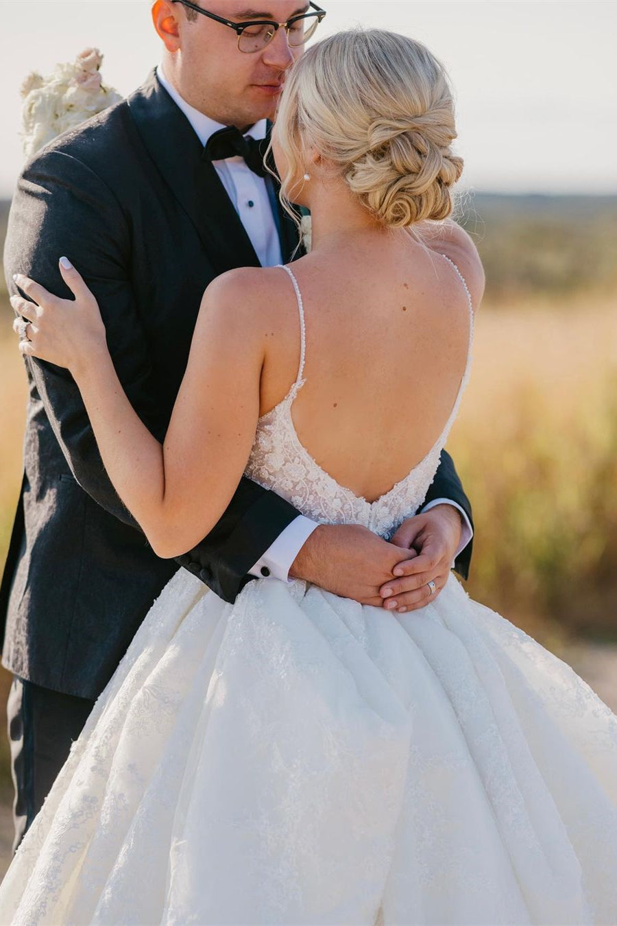 Elegant White A-line V-neck Backless Wedding Dress With Lace