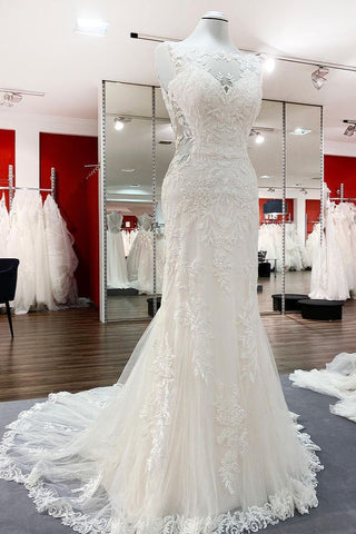 Elegantes vestidos de novia blancos largos de sirena con tul, encaje y espalda descubierta
